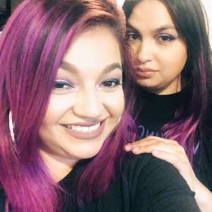 Meet your Posher, Ana